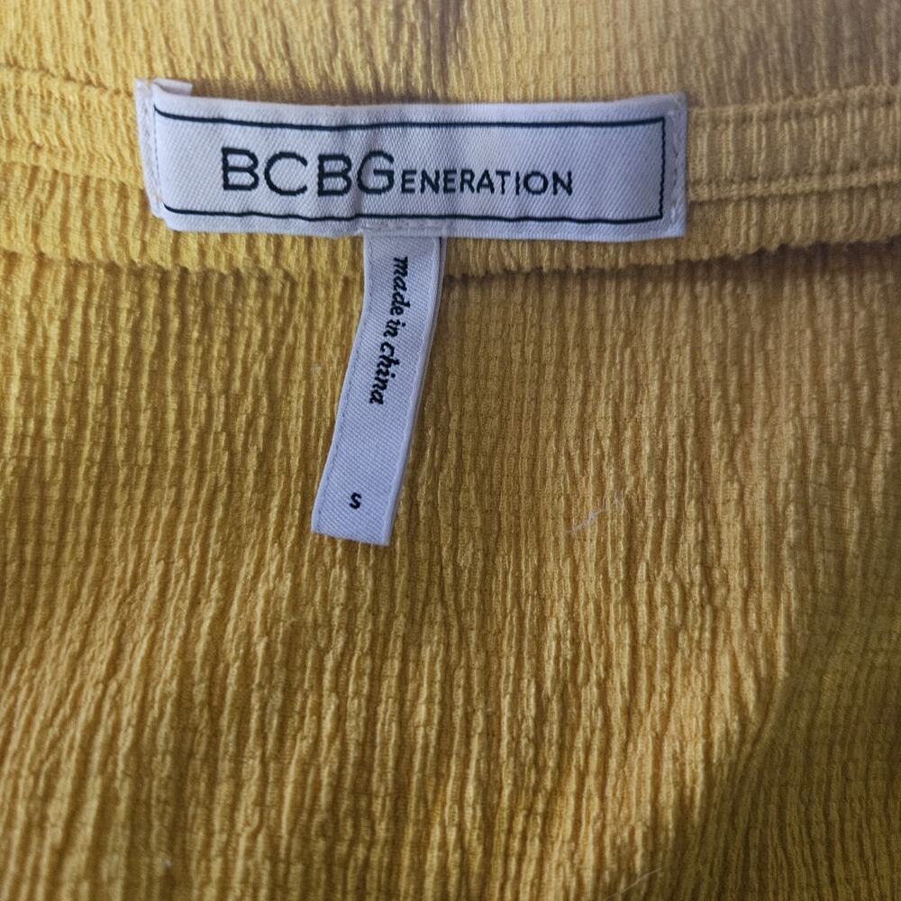 BCBGeneration Keyhole Drawstring Tie Crop Top Size Small - Picture 3 of 4